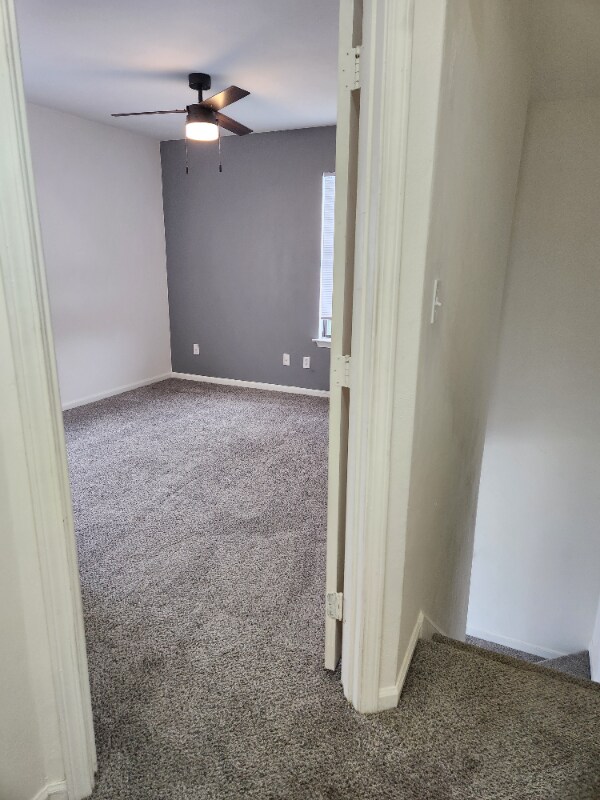 Building Photo - 225 A View Ave