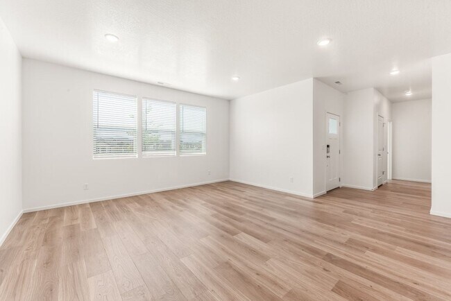 Building Photo - 5364 E Antares Ln