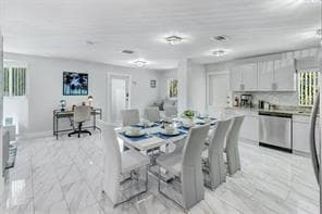 Building Photo - Southwest 4th Street, Hallandale Beach, FL 33009 - 3 BR 2 BA single-family home