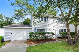 Building Photo - 5 Forestgate Ct