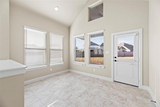 Building Photo - 15207 Spanish Ranchos Wy