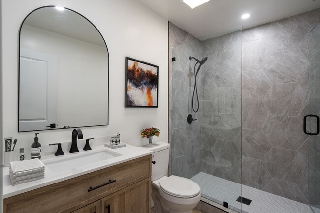 Building Photo - Central air conditioning!