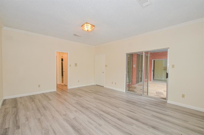 Building Photo - 1106 Brecon Hall Dr