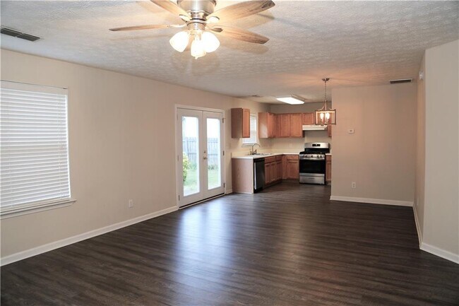 Building Photo - 514 Carrington Ct