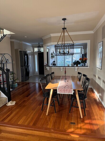 Dinning room - 111 E Colonial Dr