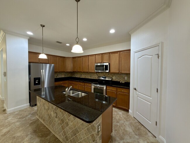 Building Photo - 9368 Via Murano Ct