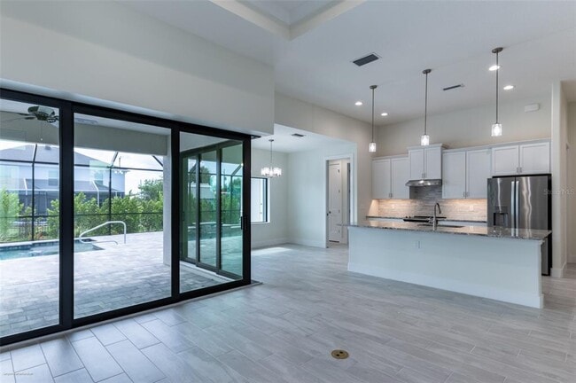 Building Photo - 9445 Galaxie Cir