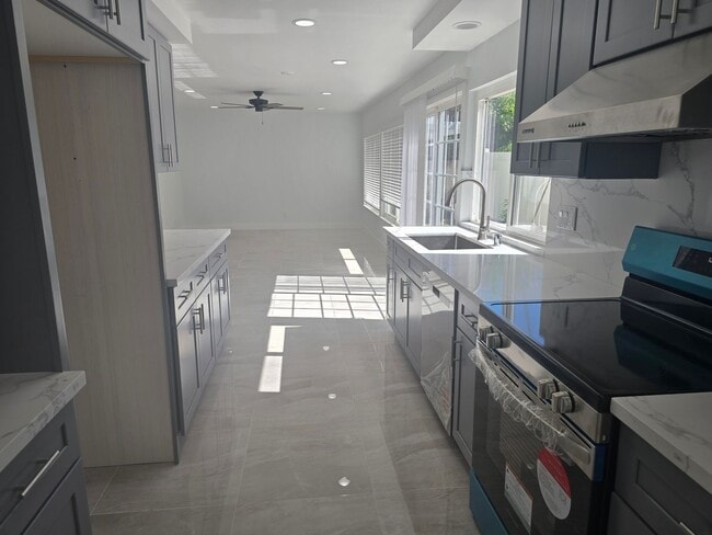 Building Photo - Fully Remodeled 4-Bedroom, 3-Bath Rental H...