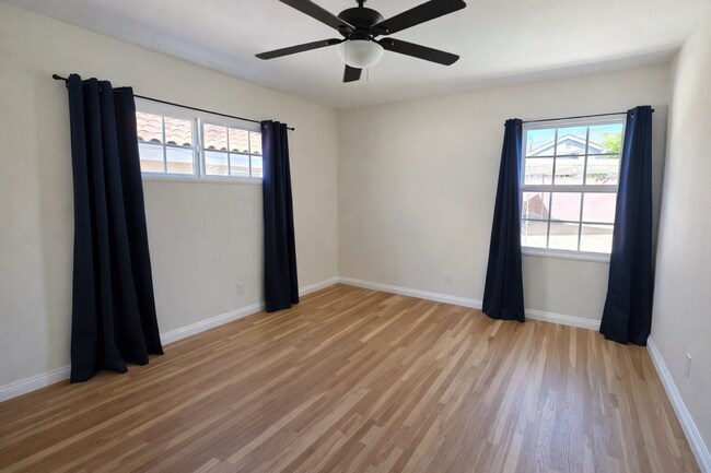 Building Photo - Beautiful 4 bed 3 bathroom