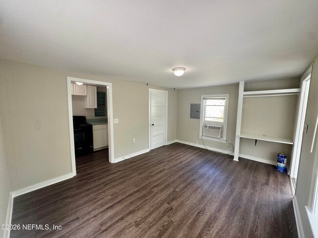 Building Photo - 3673 Randall St