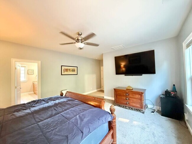 Building Photo - 1616 Doubles Ct