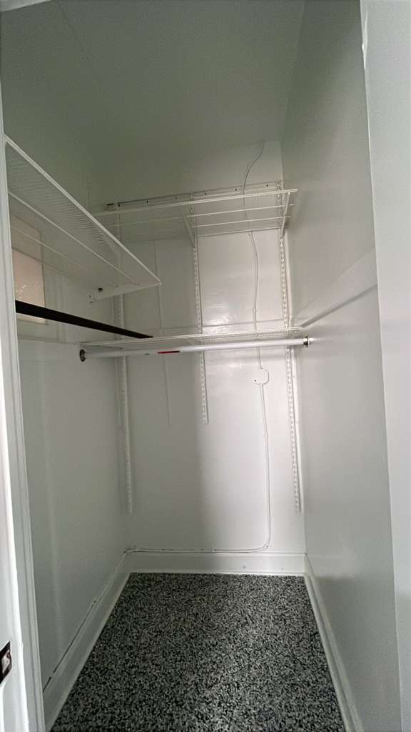 Building Photo - 2311 S Central Ave