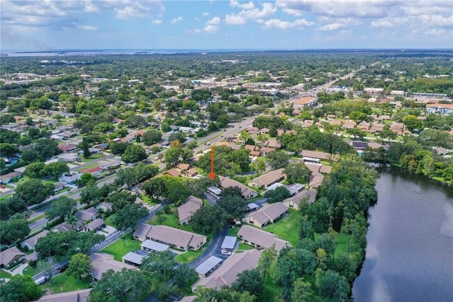 Building Photo - 2573 Oakleaf Ln