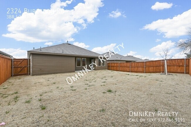 Building Photo - 2324 Burleson Rd