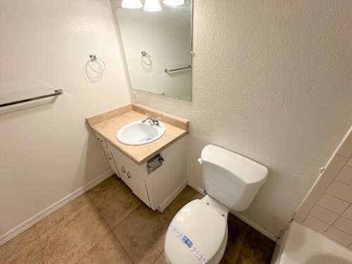 Building Photo - 3890 W Ocotillo Rd