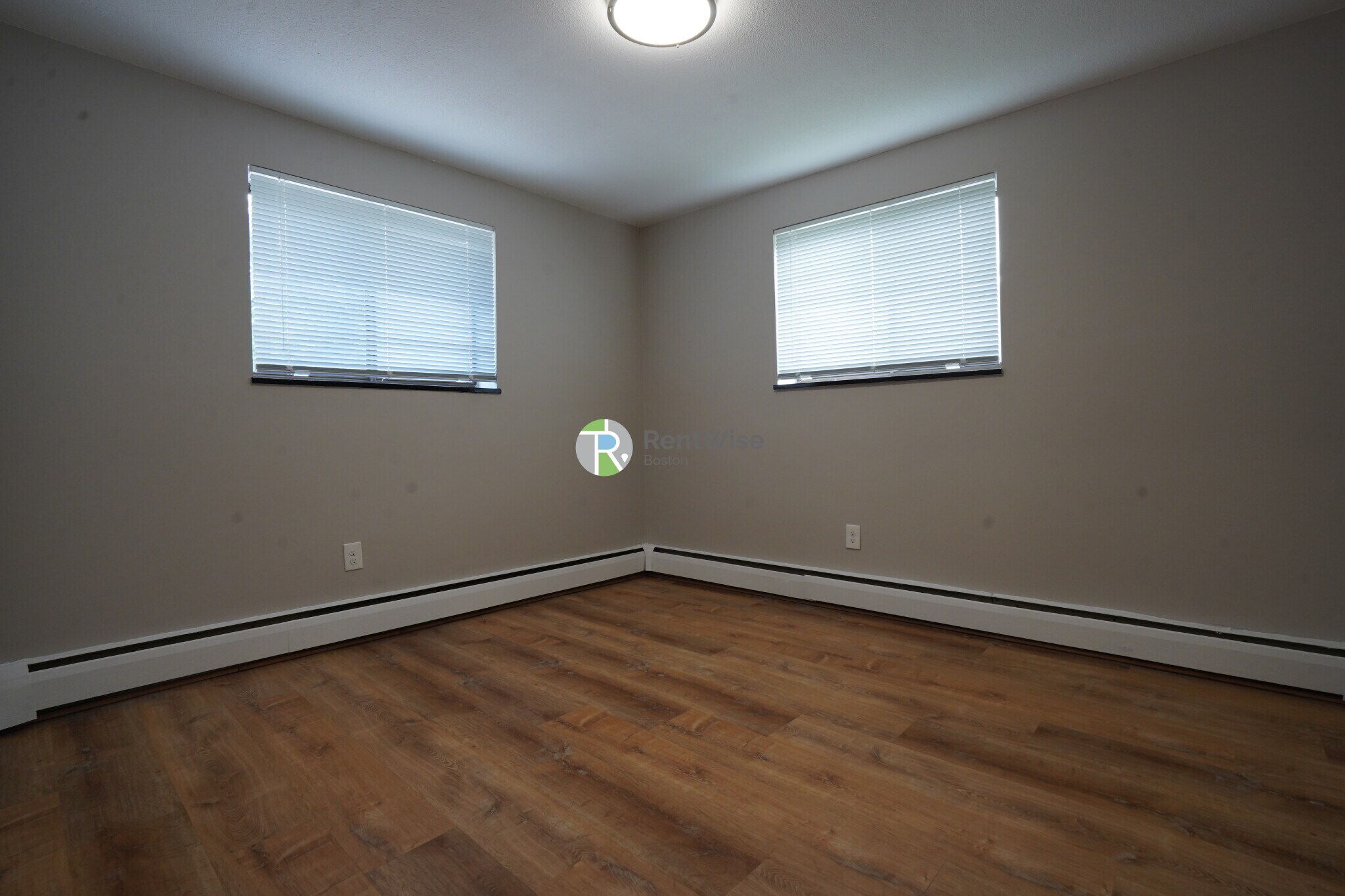 Building Photo - 394 Langley Rd