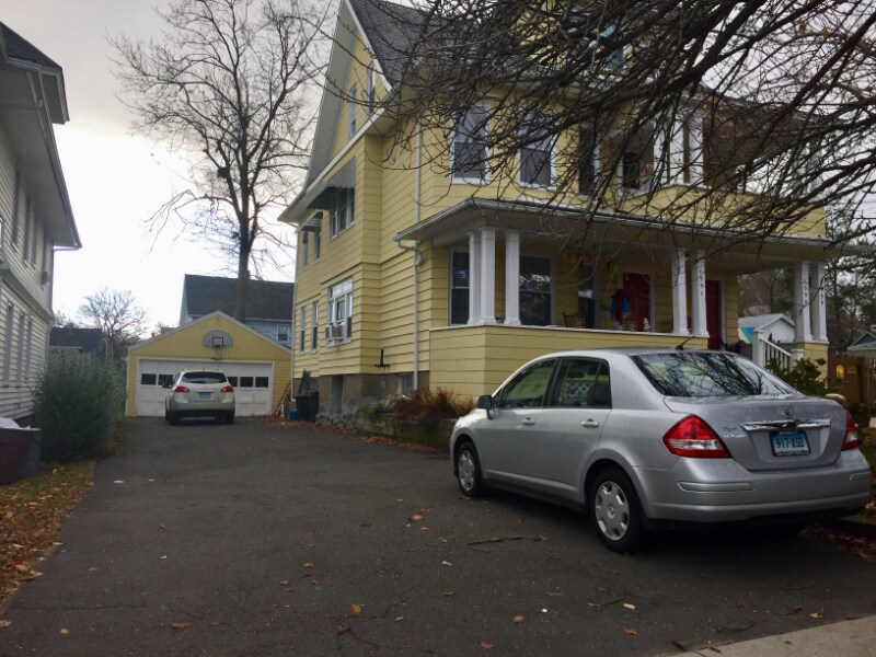 Building Photo - 1551 W Broad St