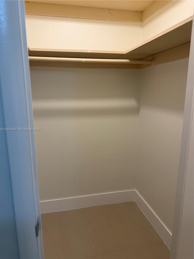 Building Photo - 8383 SW 137th Ave