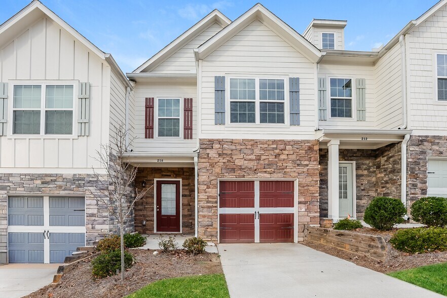 Primary Photo - 216 Riley Cir