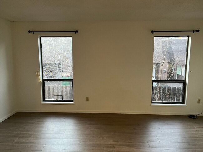 Building Photo - 4195 Baker Ln
