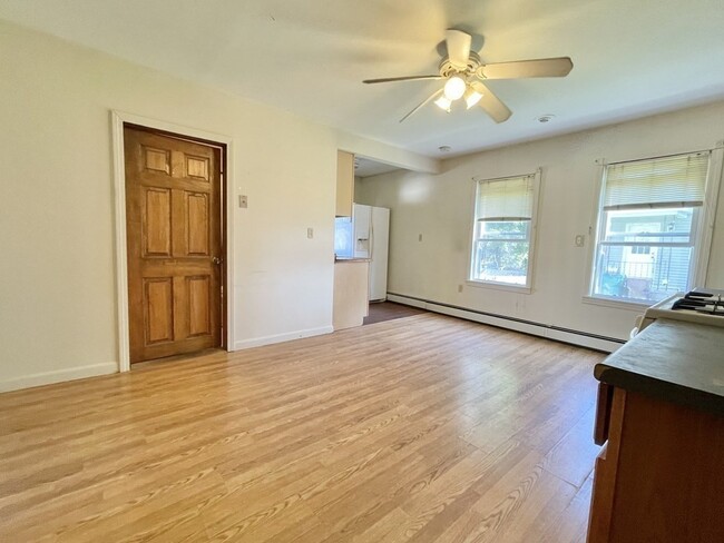 Building Photo - 51 Rosemont St