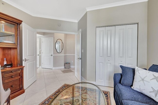 Building Photo - 775 NW Flagler Ave