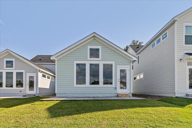 Building Photo - 5646 Native Oak Dr