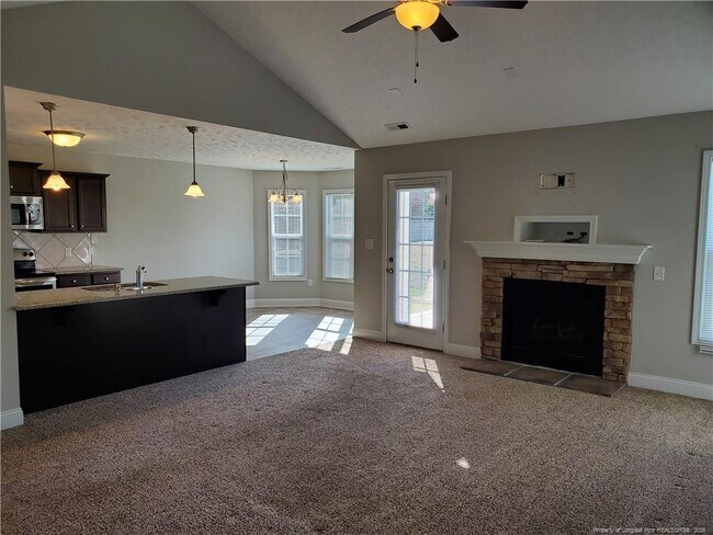 Building Photo - 3126 Thrower Rd