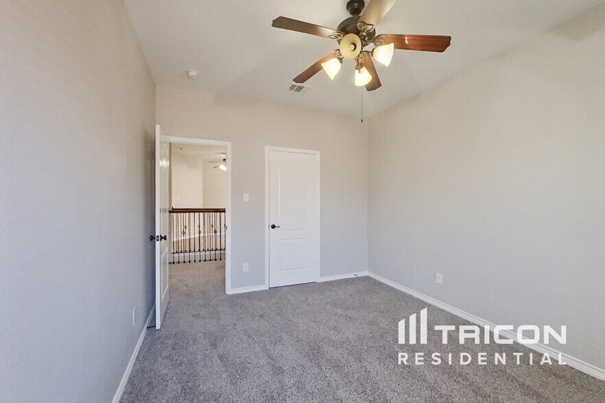 Building Photo - 4120 Comanche Dr