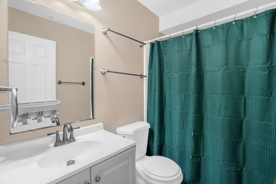 Building Photo - 3101 Cinnamon Cir