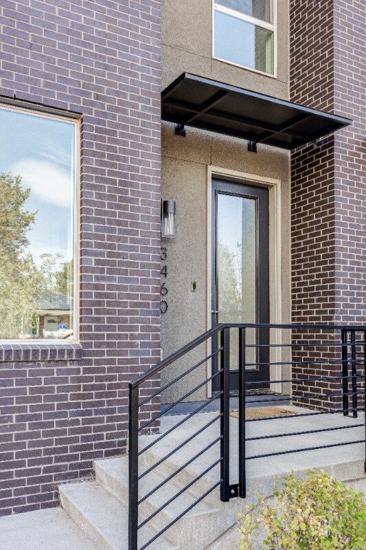 Building Photo - 3460 E 31st Ave