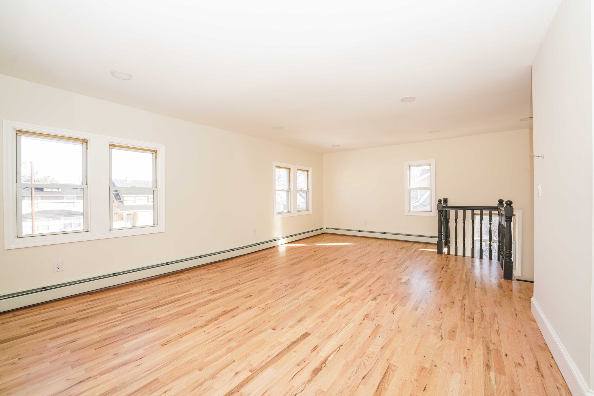 Living/Dining - 69 Ross Ave