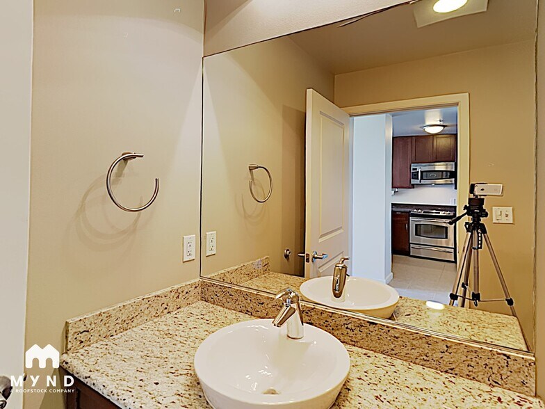 Building Photo - 1127 15th St