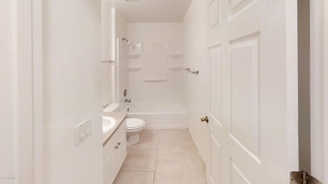 Building Photo - 2457 Deercroft Dr