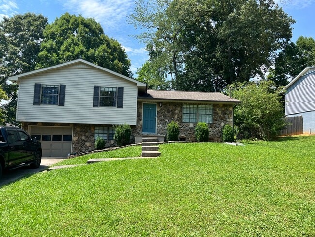 Primary Photo - 3BR/ 1.5BA, Home in Rocky Hill