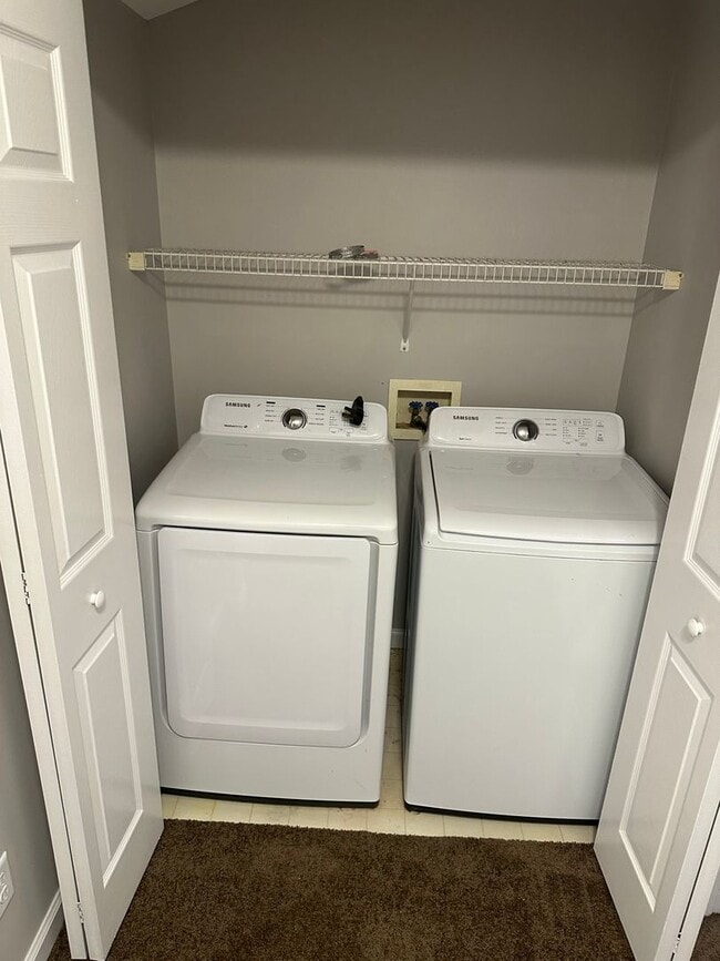 Building Photo - 3991 S Cramer Cir