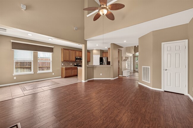 Building Photo - 4702 Autumn Orchard Ln