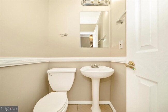 Building Photo - 310 Harry S Truman Dr