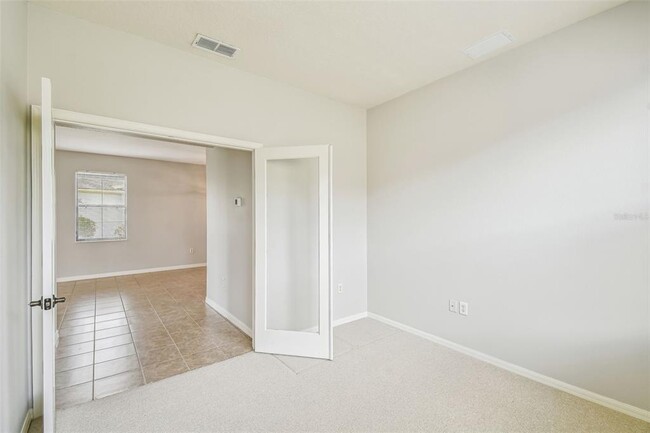 Building Photo - 829 Grand Canal Dr