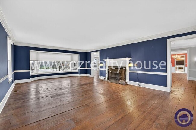 Building Photo - 25101 W River Rd