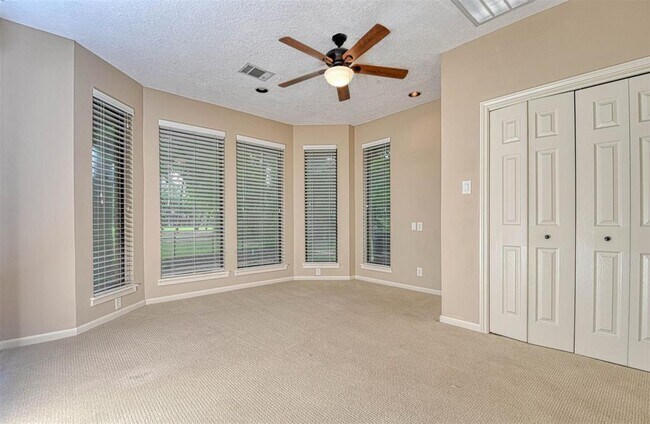 Building Photo - 41 Sweetleaf Ct