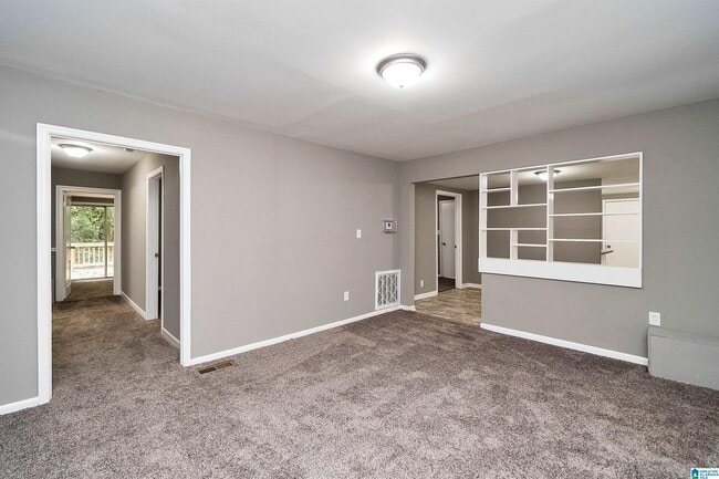 Building Photo - 2136 Arcadia Rd