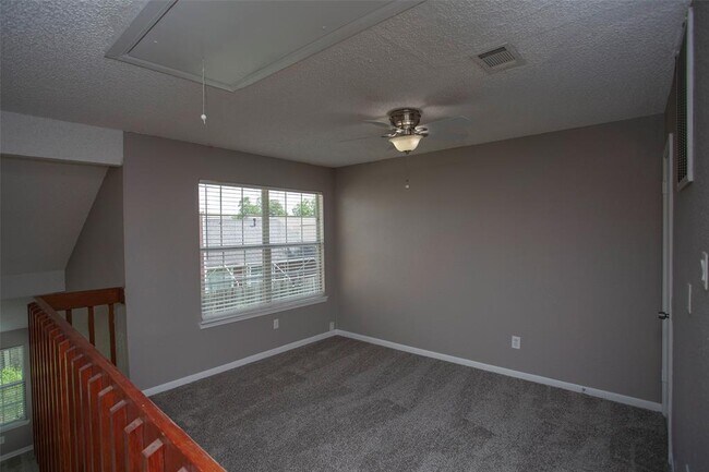 Building Photo - 12818 Ashford Meadow Dr