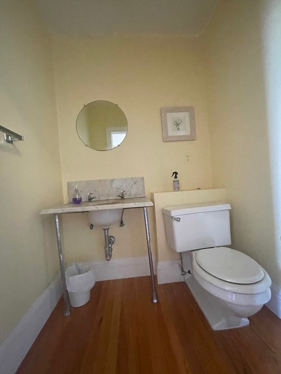 Building Photo - 811 E Broadway