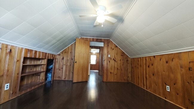Building Photo - 6934 S Karlov Ave