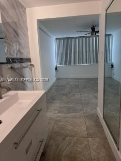 Building Photo - 16740 NE 9th Ave