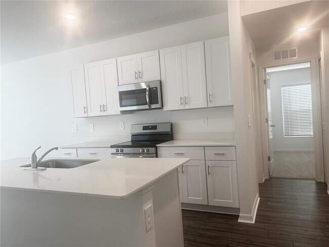 Building Photo - 3697 NE 32nd Ct