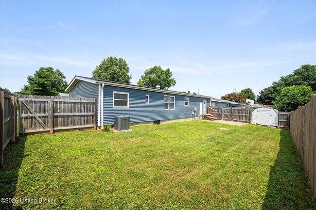 Building Photo - 6027 Highliner Dr