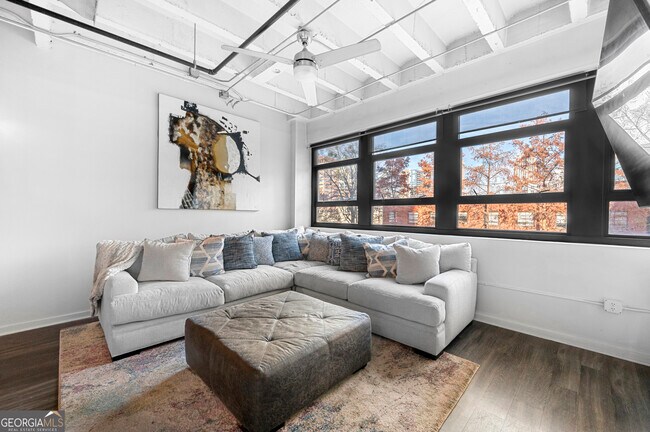 Building Photo - 878 Peachtree St NE