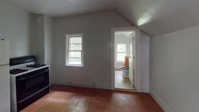 Building Photo - 70 3rd St